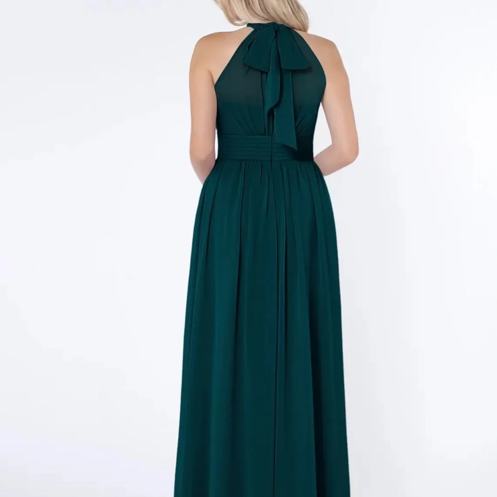 Formal dress for women - Picture 2 of 4